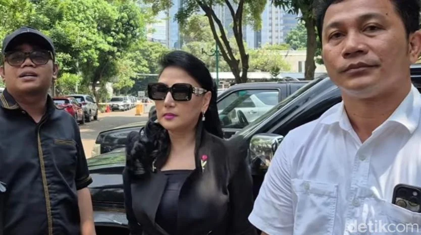 Lita Gading Bantah Bully Anak Ahmad Dhani!