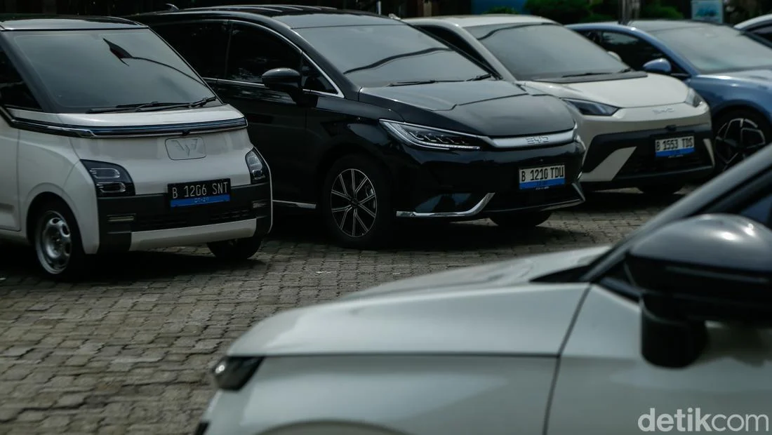 Menperin Kasih Bocoran Skema ‘Diskon’ Motor-Mobil Listrik