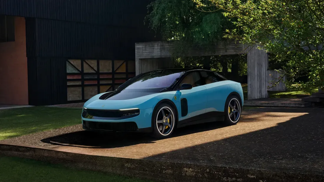 Mobil Listrik Ferrari Panen Hujatan, Lamborghini Bilang Begini: Strategi Hibrida Jadi Pilihan Tepat di Tengah Kontroversi Desain Luce EV