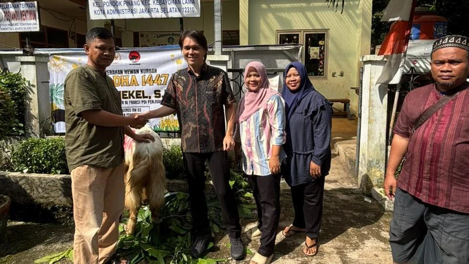 Once Mekel Salurkan Hewan Kurban dan Berbagi Kebaikan di Idul Adha, Pererat Kebersamaan dan Gotong Royong Melalui Aksi Nyata