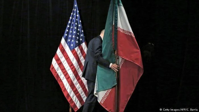 Pertanda Baik Negosiasi AS-Iran, Tapi Hormuz-Uranium Masih Alot