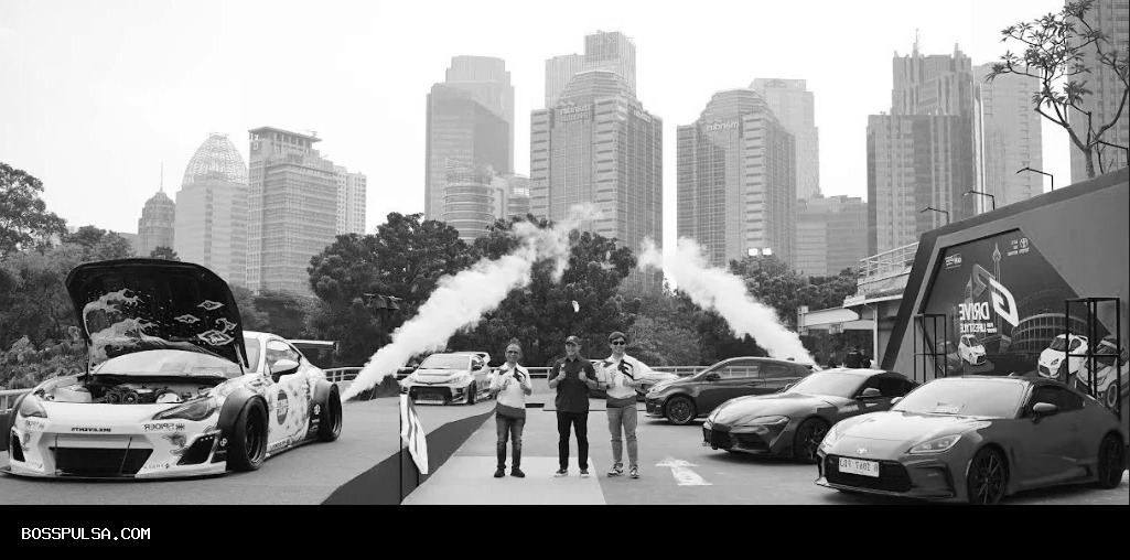 Tempat Petrolhead Ngumpul, 400 Mobil Modifikasi Toyota Ramaikan Jakarta