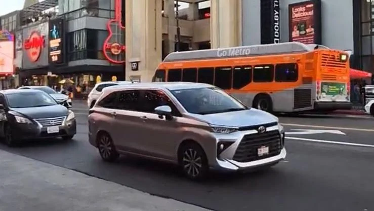 Toyota Avanza Menjelajah Hollywood: Spesifikasi Lengkap, Konsumsi BBM 19,1 Km/Liter, dan Harga Fantastis Rp 300 Jutaan