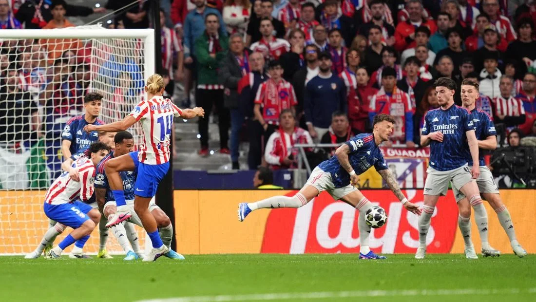 Wanti-wanti Carragher: Kekonyolan Wasit Tak Boleh Terjadi di Final UCL