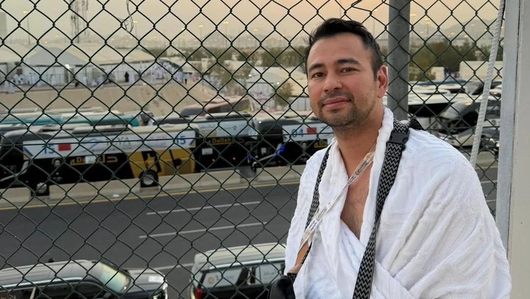 Doa Raffi Ahmad Saat Haji: Punya Anak Lagi, Sejahtera Akhirat, dan Refleksi Kehidupan