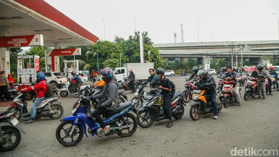 Harga Pertamax Naik, Berapa Banyak Orang yang Pindah ke Pertalite?