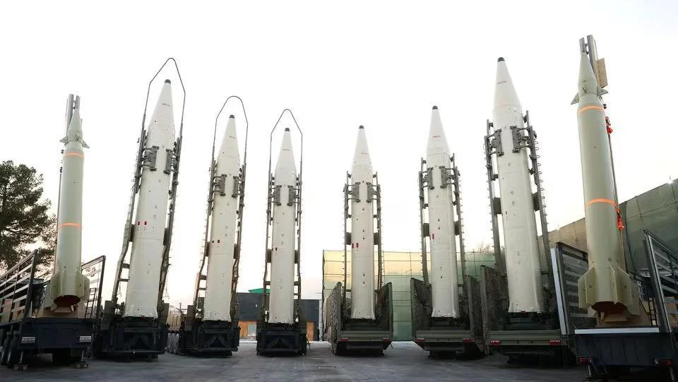 Iran Klaim Hantam 18 Target Militer AS di Timur Tengah dalam Operasi Pembalasan Besar-besaran