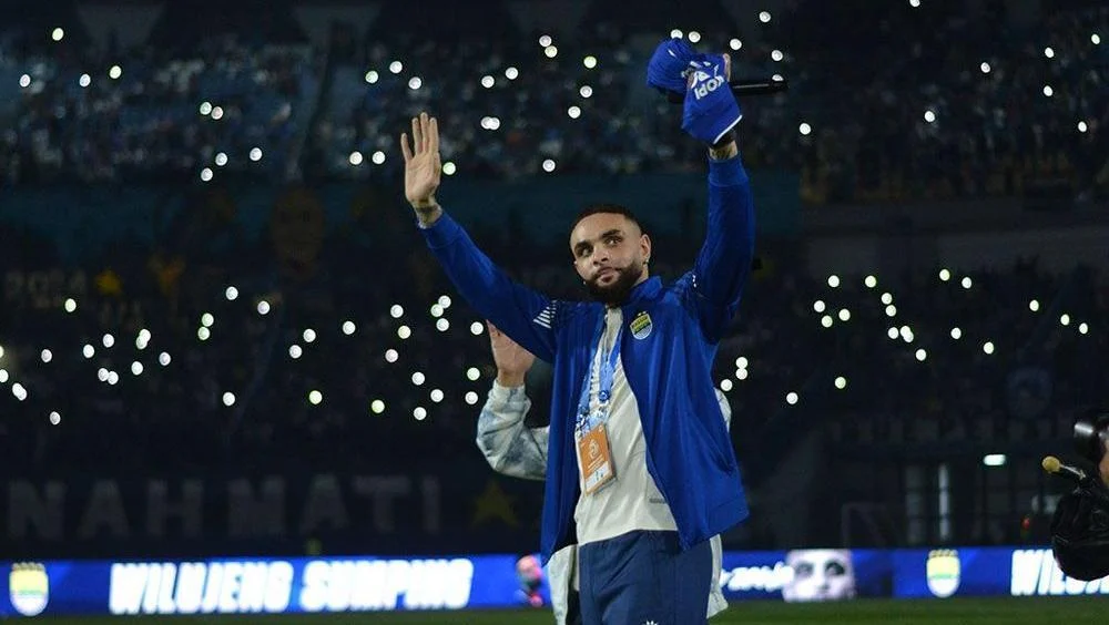 Kurzawa Sudah Pamitan, tapi Persib Masih Buka Peluang Perpanjang Kontrak