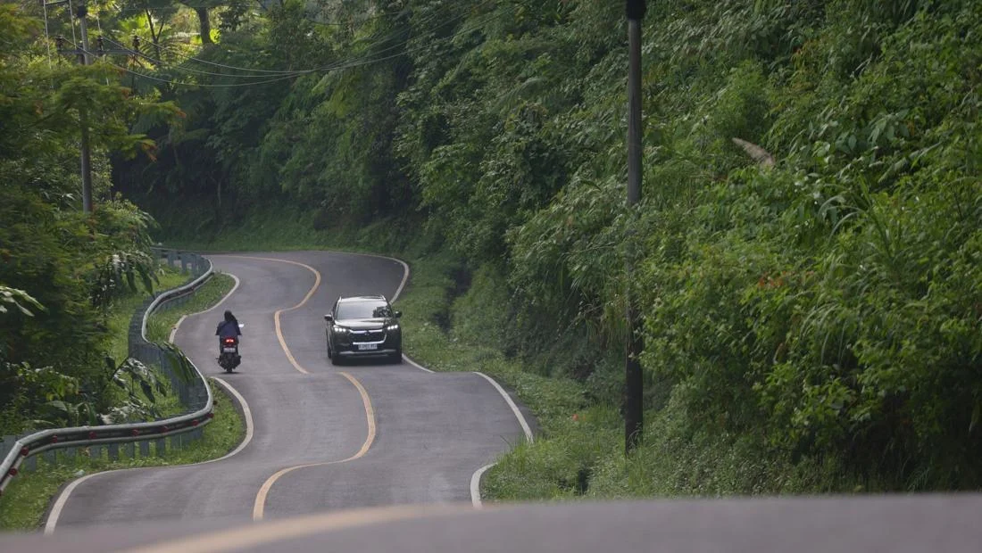 Suzuki Grand Vitara Tetap Irit di Jalur Menanjak, Ternyata Ini Rahasianya