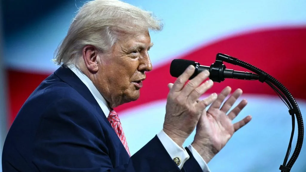 Trump Adu Mulut dengan Senator AS Gegara Perang Iran