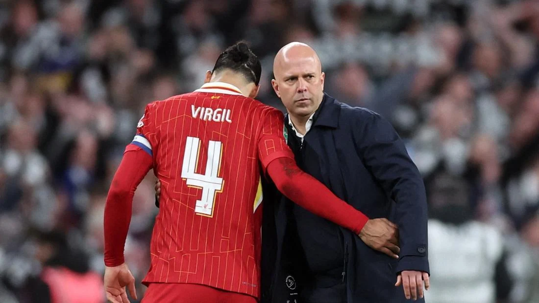 Van Dijk Akui Terkejut Arne Slot Dipecat Liverpool: Sebuah Keputusan Mengejutkan bagi Kapten The Reds