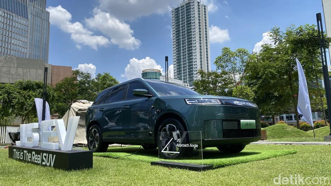 Bensin, Hybrid atau Listrik? Ini Mobil Paling Banyak Dibeli Orang Indonesia