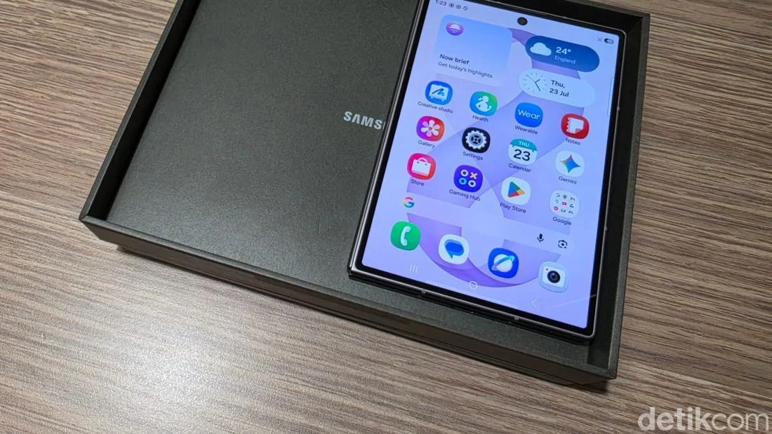 Hands On Galaxy Z Fold8, HP Menawan yang Menyenangkan