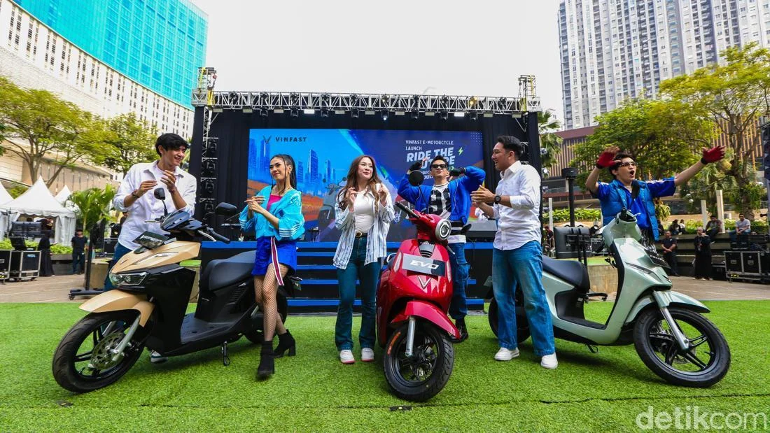 Harga Resmi Motor Listrik Vinfast Lebih Murah dari Harga Pre-order