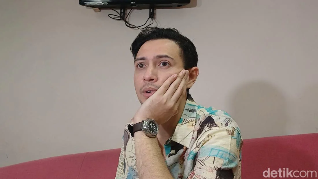 Rifky Balweel Akui Dulu Sampai Mengurung Diri karena Arsenal Kalah, Kini Lebih Santai Nikmati Sepak Bola Dunia