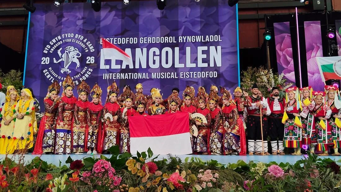Tari Sanghyang Bali & Ondel-ondel Betawi Juara di Festival Budaya Wales