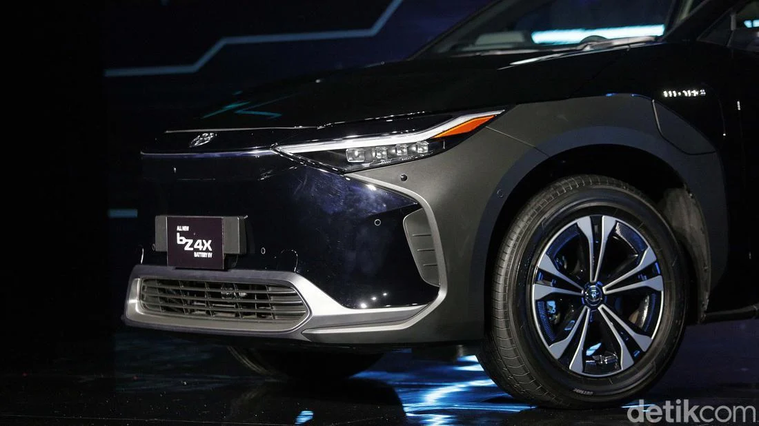 Diskon Gede-gedean Toyota bZ4X Nyaris Rp 250 Juta, tapi…