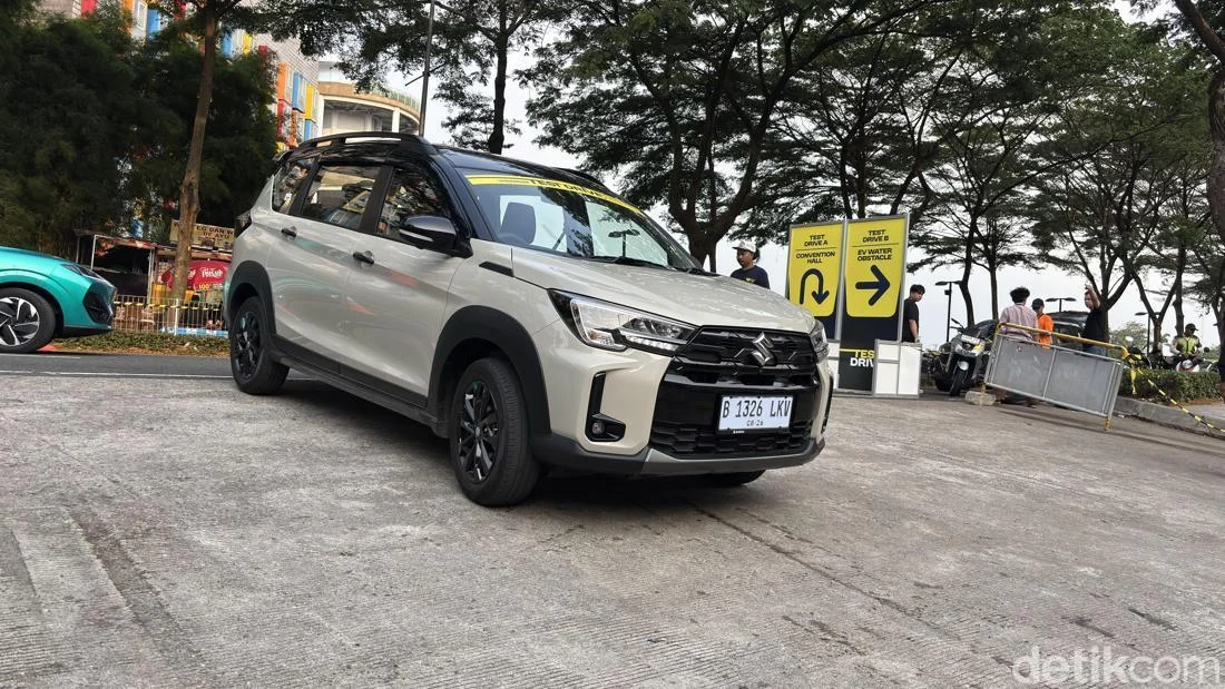 Suzuki XL7 Terbaru Pecahkan Rekor Penjualan, 1.300 Unit Terjual Hanya dalam Dua Pekan Peluncuran