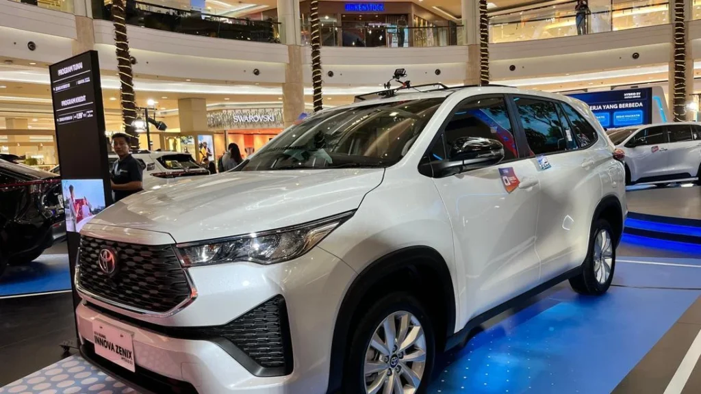 Ada Versi Baru, Segini Pajak Kijang Innova Zenix