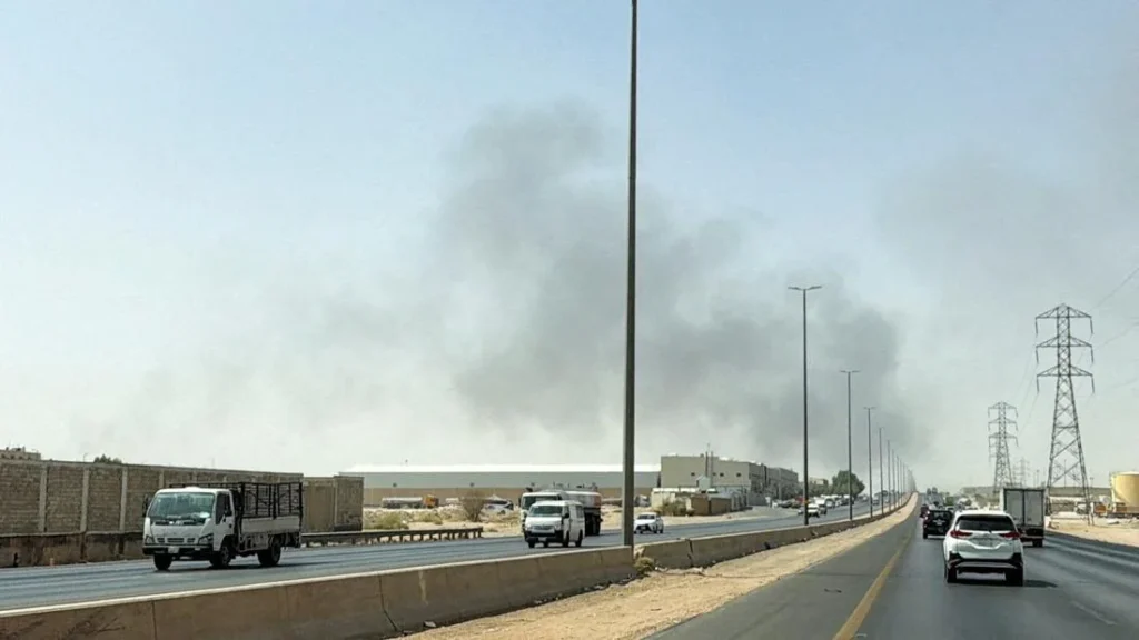 Gedung Aramco di Saudi Jadi Sasaran Houthi, Kebakaran Terjadi